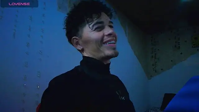 kisstarxxx online show from 09-16-25, 03:18