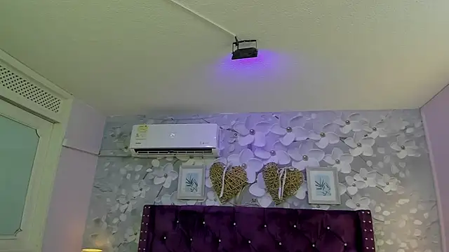 dalila salazar online show from 04-30-26, 03:02