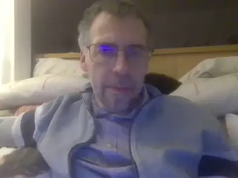 ptitcanard60600 online show from 02-12-25, 10:48