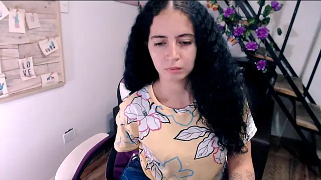 samantha baby  online show from 04-18-26, 07:07