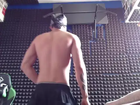 Snapshot of Curly_Angel24 chatting on 10-31-25, 03:24 Curly Angel24 online show from 10-31-25, 03:24