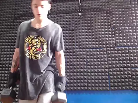 Snapshot of Curly_Angel24 chatting on 02-17-26, 08:59 Curly Angel24 online show from 02-17-26, 08:59