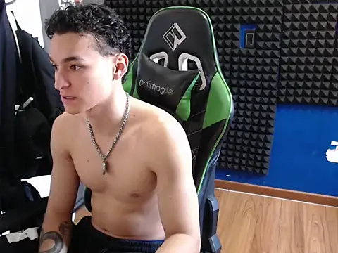 Snapshot of Curly_Angel24 chatting on 02-27-26, 05:24 Curly Angel24 online show from 02-27-26, 05:24