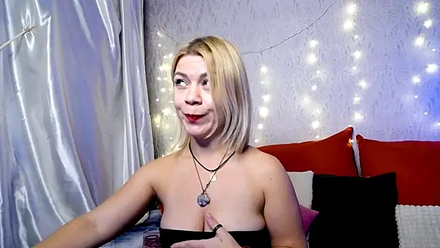 Snapshot of LILU_MS chatting on 03-20-25, 12:11 LILU MS online show from 03-20-25, 12:11