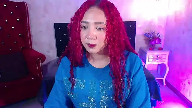 Snapshot of IsabelaLatina chatting on 07-20-26, 02:26 IsabelaLatina online show from 07-20-26, 02:26