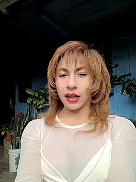 Snapshot of Evehampy chatting on 06-18-26, 09:30 Evehampy online show from 06-18-26, 09:30