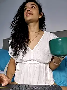 angela  98 online show from 07-07-26, 01:04