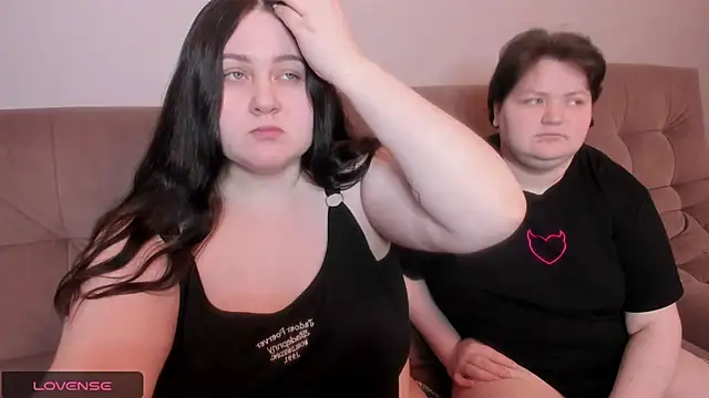 Snapshot of ihaveasecret_ chatting on 01-19-25, 07:15 ihaveasecret online show from 01-19-25, 07:15