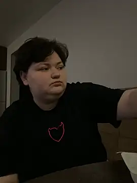 Snapshot of ihaveasecret_ chatting on 01-22-25, 09:32 ihaveasecret online show from 01-22-25, 09:32