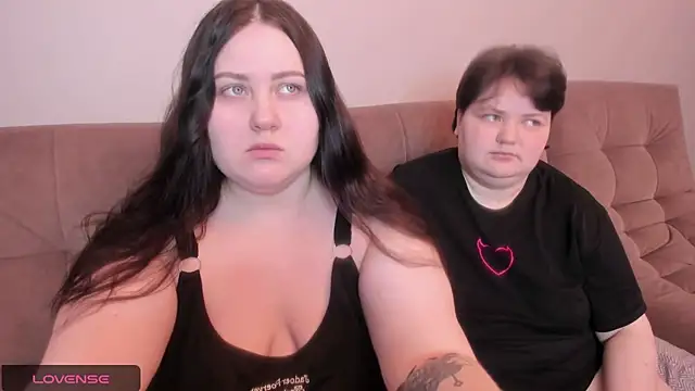 Snapshot of ihaveasecret_ chatting on 01-24-25, 08:00 ihaveasecret online show from 01-24-25, 08:00