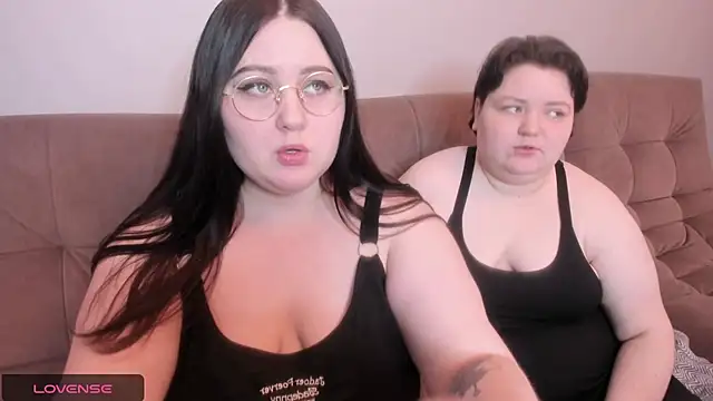 Snapshot of ihaveasecret_ chatting on 01-28-25, 12:57 ihaveasecret online show from 01-28-25, 12:57