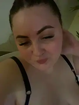 Snapshot of ihaveasecret_ chatting on 03-21-25, 05:45 ihaveasecret online show from 03-21-25, 05:45