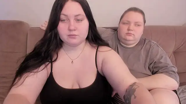 Snapshot of ihaveasecret_ chatting on 09-11-25, 02:11 ihaveasecret online show from 09-11-25, 02:11