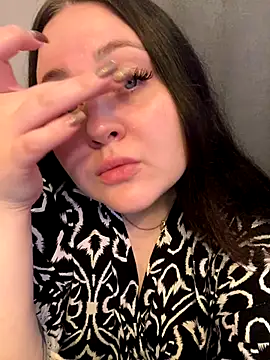 Snapshot of ihaveasecret_ chatting on 10-09-25, 03:21 ihaveasecret online show from 10-09-25, 03:21