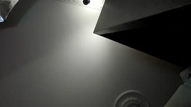 Snapshot of Apotheosis01 chatting on 02-09-25, 05:11 Apotheosis01 online show from 02-09-25, 05:11