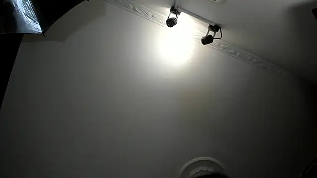 Snapshot of Apotheosis01 chatting on 03-20-25, 12:43 Apotheosis01 online show from 03-20-25, 12:43