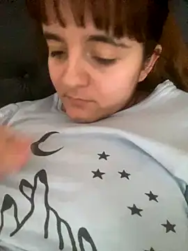 Snapshot of Bombon_ok chatting on 10-20-25, 09:26 Bombon ok online show from 10-20-25, 09:26