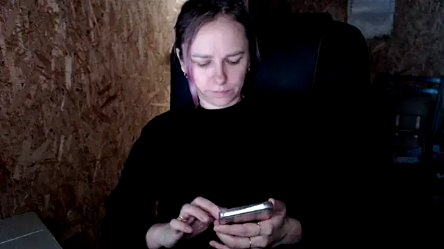 las sweet online show from 12-18-25, 08:09