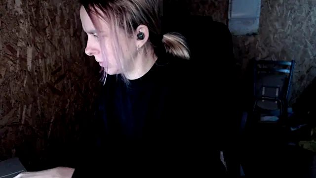 las sweet online show from 12-22-25, 10:34