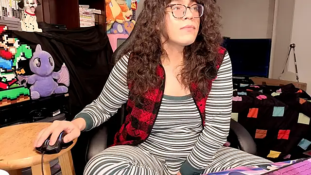 Snapshot of ShinyCherub chatting on 12-20-25, 02:57 ShinyCherub online show from 12-20-25, 02:57