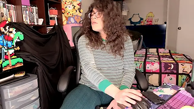 Snapshot of ShinyCherub chatting on 02-07-26, 11:36 ShinyCherub online show from 02-07-26, 11:36