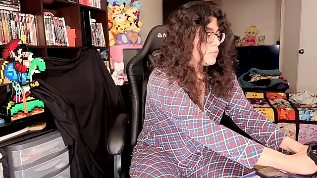 Snapshot of ShinyCherub chatting on 03-04-26, 05:46 ShinyCherub online show from 03-04-26, 05:46