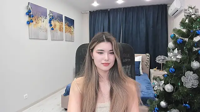 AnneTLi online show from 12-09-24, 10:43