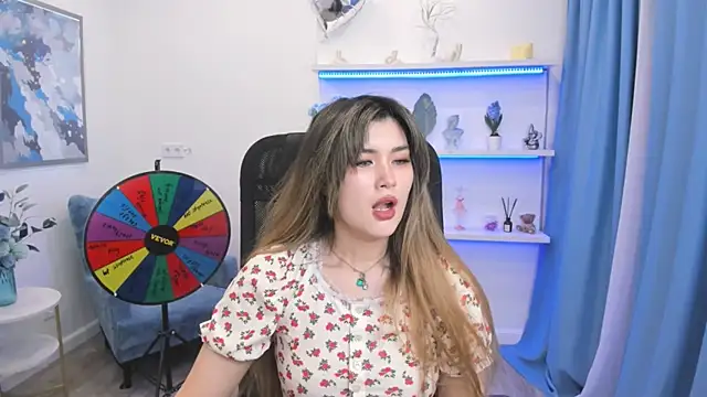 AnneTLi online show from 04-28-26, 03:22