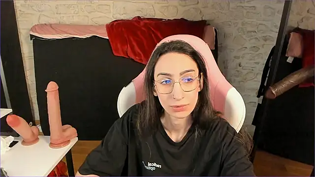 Snapshot of Mayala__ chatting on 02-01-26, 02:15 Mayala online show from 02-01-26, 02:15