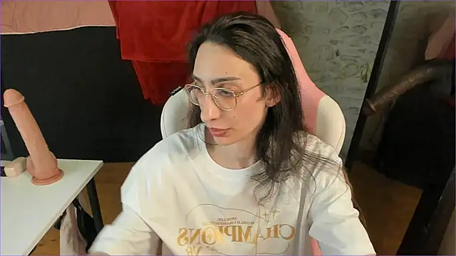 Snapshot of Mayala__ chatting on 02-22-26, 02:26 Mayala online show from 02-22-26, 02:26