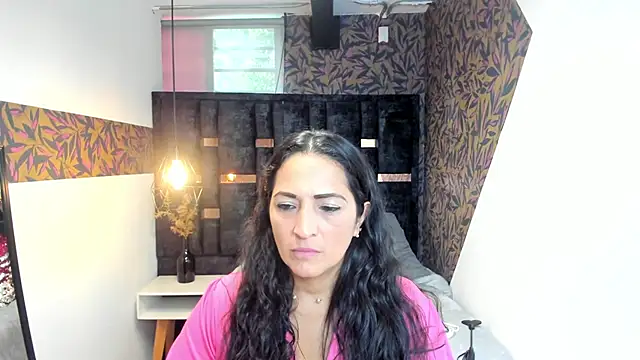 KatteMilf online show from 04-18-26, 07:29