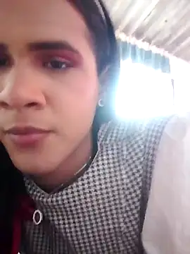 Snapshot of Babylolatop chatting on 12-04-24, 03:43 Babylolatop online show from 12-04-24, 03:43