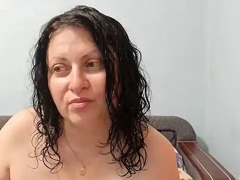 Lillian2 online show from 12-27-24, 01:43