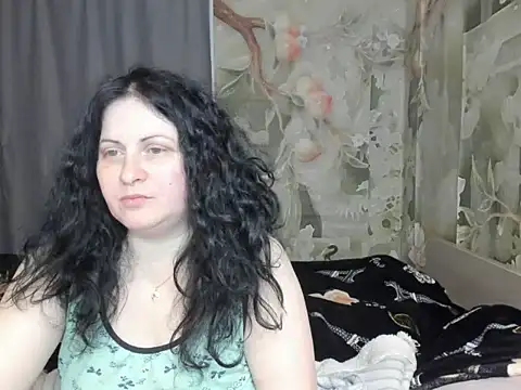 Lillian2 online show from 03-16-26, 08:46