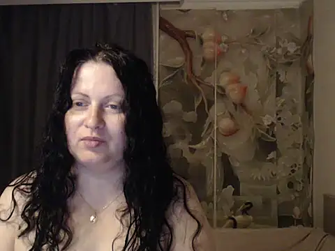 Snapshot of Lillian2 chatting on 07-23-26, 09:13 Lillian2 online show from 07-23-26, 09:13