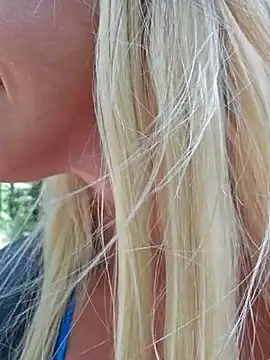Sexy Sparkling  online show from 07-04-26, 10:32
