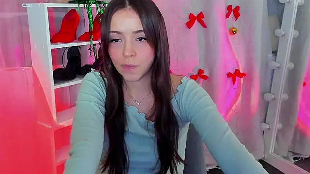 Snapshot of MipsyMipson chatting on 12-10-24, 02:06 MipsyMipson online show from 12-10-24, 02:06