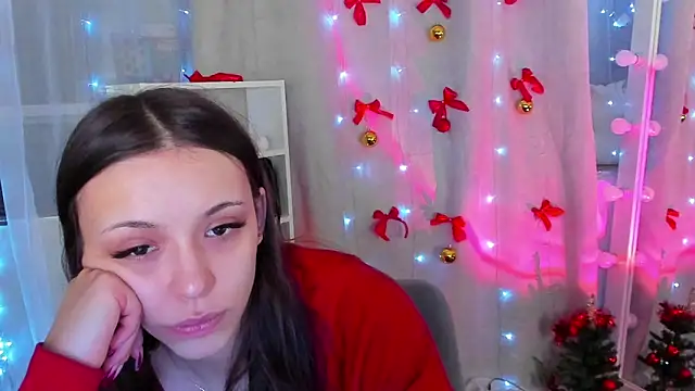 Snapshot of MipsyMipson chatting on 12-12-24, 09:40 MipsyMipson online show from 12-12-24, 09:40
