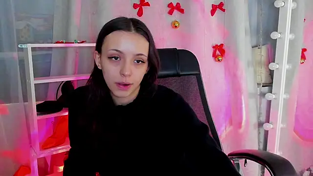 Snapshot of MipsyMipson chatting on 12-22-24, 10:49 MipsyMipson online show from 12-22-24, 10:49