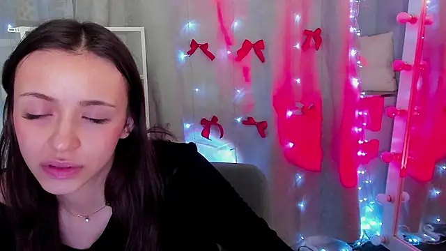 Snapshot of MipsyMipson chatting on 01-05-25, 04:38 MipsyMipson online show from 01-05-25, 04:38