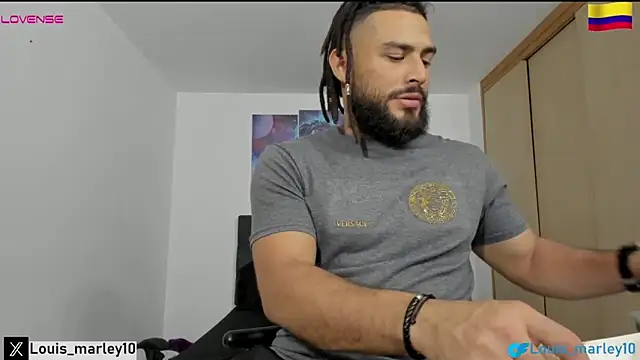 Snapshot of Louis_marley__ chatting on 01-30-25, 02:38 Louis marley online show from 01-30-25, 02:38