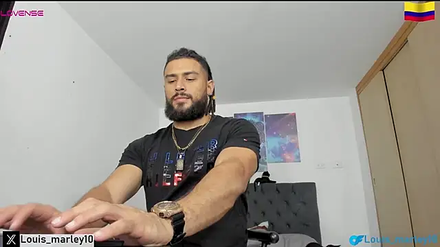 Snapshot of Louis_marley__ chatting on 02-04-25, 12:40 Louis marley online show from 02-04-25, 12:40