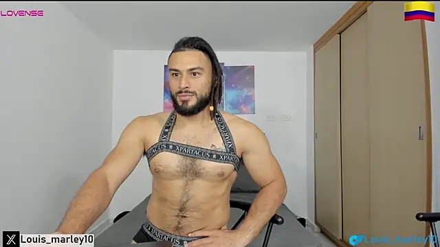 Snapshot of Louis_marley__ chatting on 02-13-25, 11:58 Louis marley online show from 02-13-25, 11:58