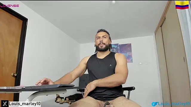 Snapshot of Louis_marley__ chatting on 03-04-25, 02:27 Louis marley online show from 03-04-25, 02:27