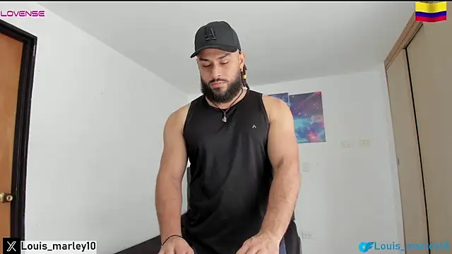 Snapshot of Louis_marley__ chatting on 09-14-25, 04:06 Louis marley online show from 09-14-25, 04:06