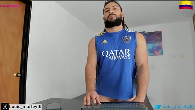 Snapshot of Louis_marley__ chatting on 09-25-25, 04:11 Louis marley online show from 09-25-25, 04:11