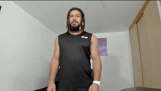 Snapshot of Louis_marley__ chatting on 11-18-25, 02:50 Louis marley online show from 11-18-25, 02:50