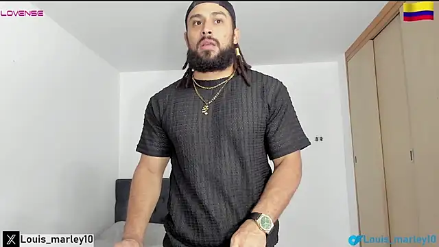 Snapshot of Louis_marley__ chatting on 02-01-26, 09:13 Louis marley online show from 02-01-26, 09:13