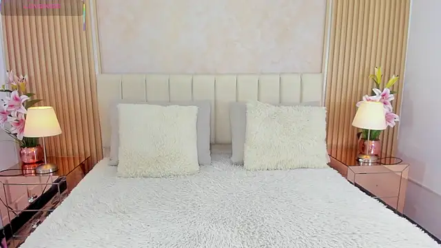 LUNATAYLORS online show from 11-05-25, 11:10