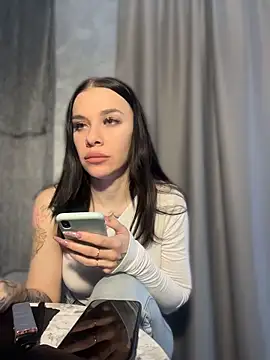 Queen of pain online show from 04-12-26, 06:07